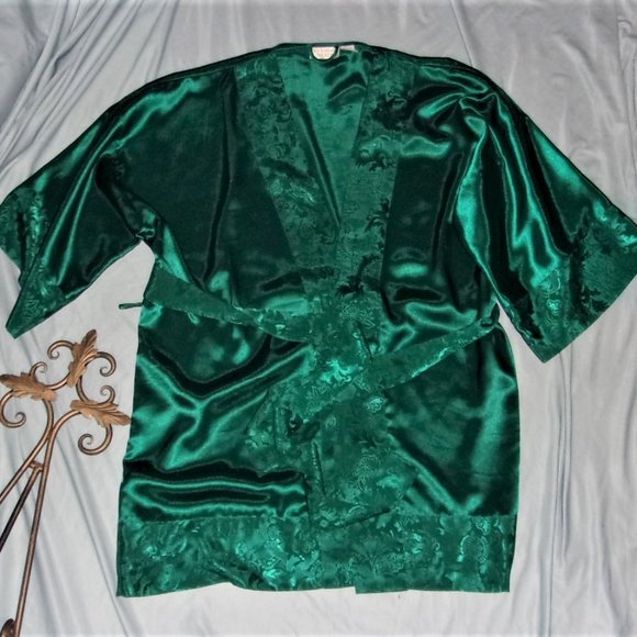 Victoria's Secret Other - victorias secret one size most womens silky robe